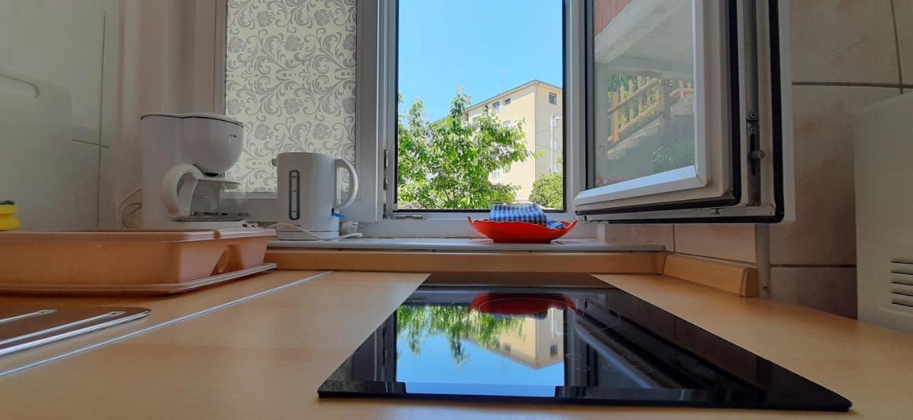 Ema & Sea Apartment's With Free Private Parking Apartment Pula