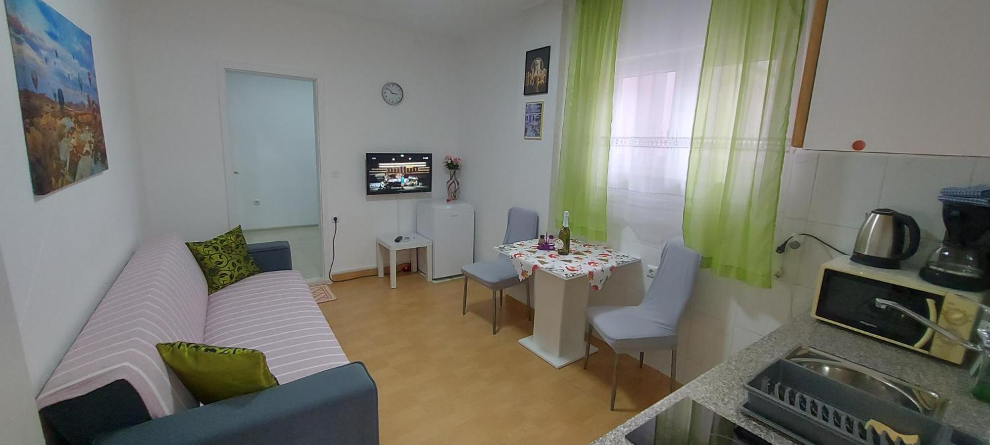Ema & Sea Apartment's With Free Private Parking Pula