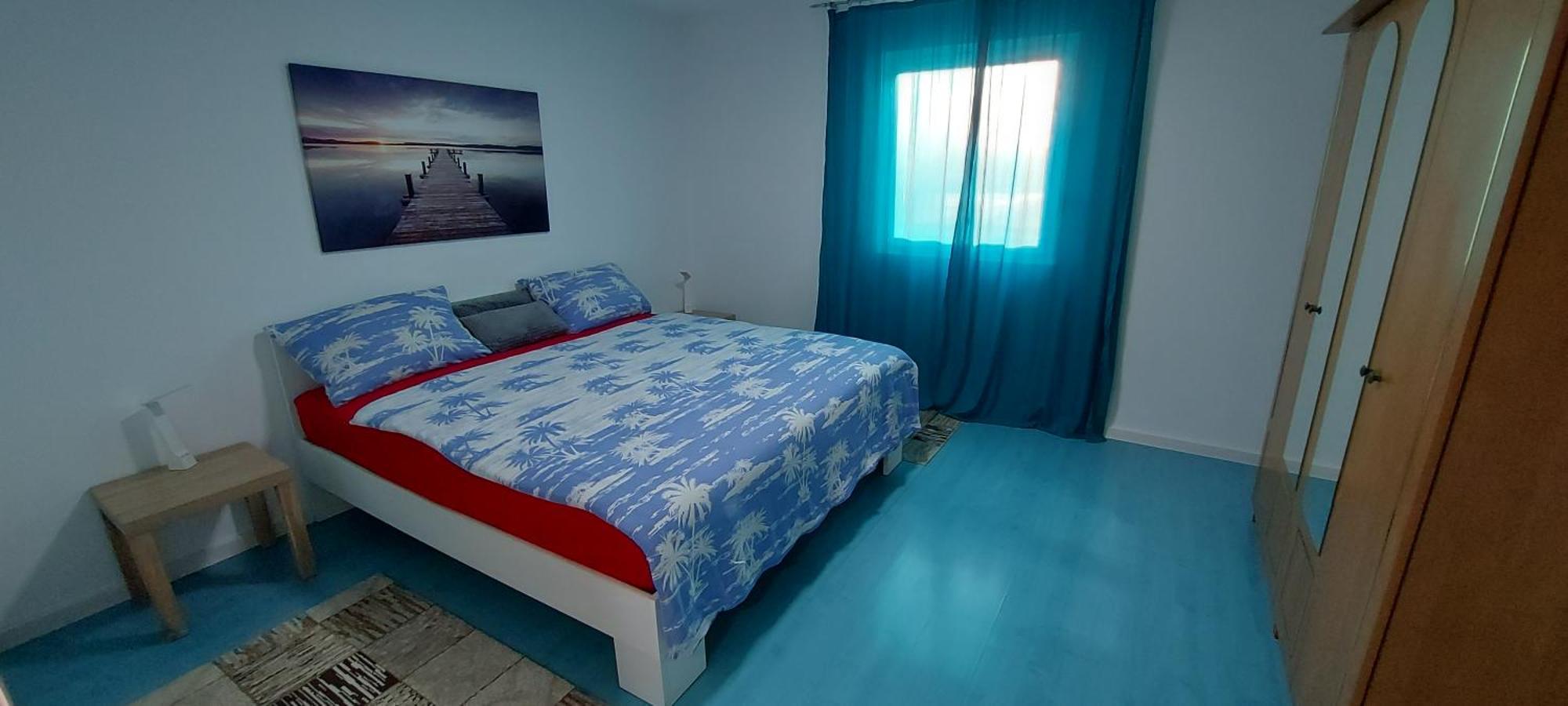 Ema & Sea Apartment's With Free Private Parking