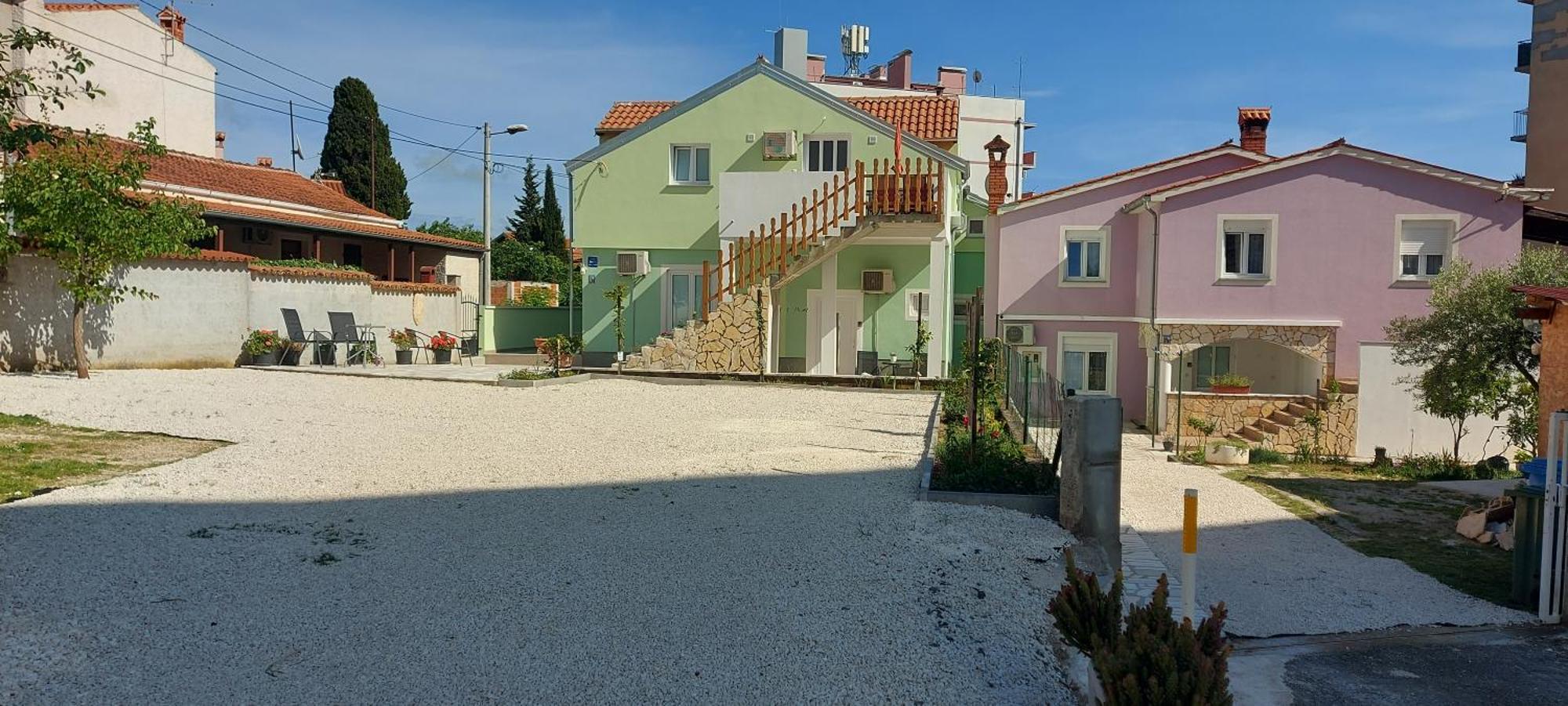 Ema & Sea Apartment's With Free Private Parking * Pula