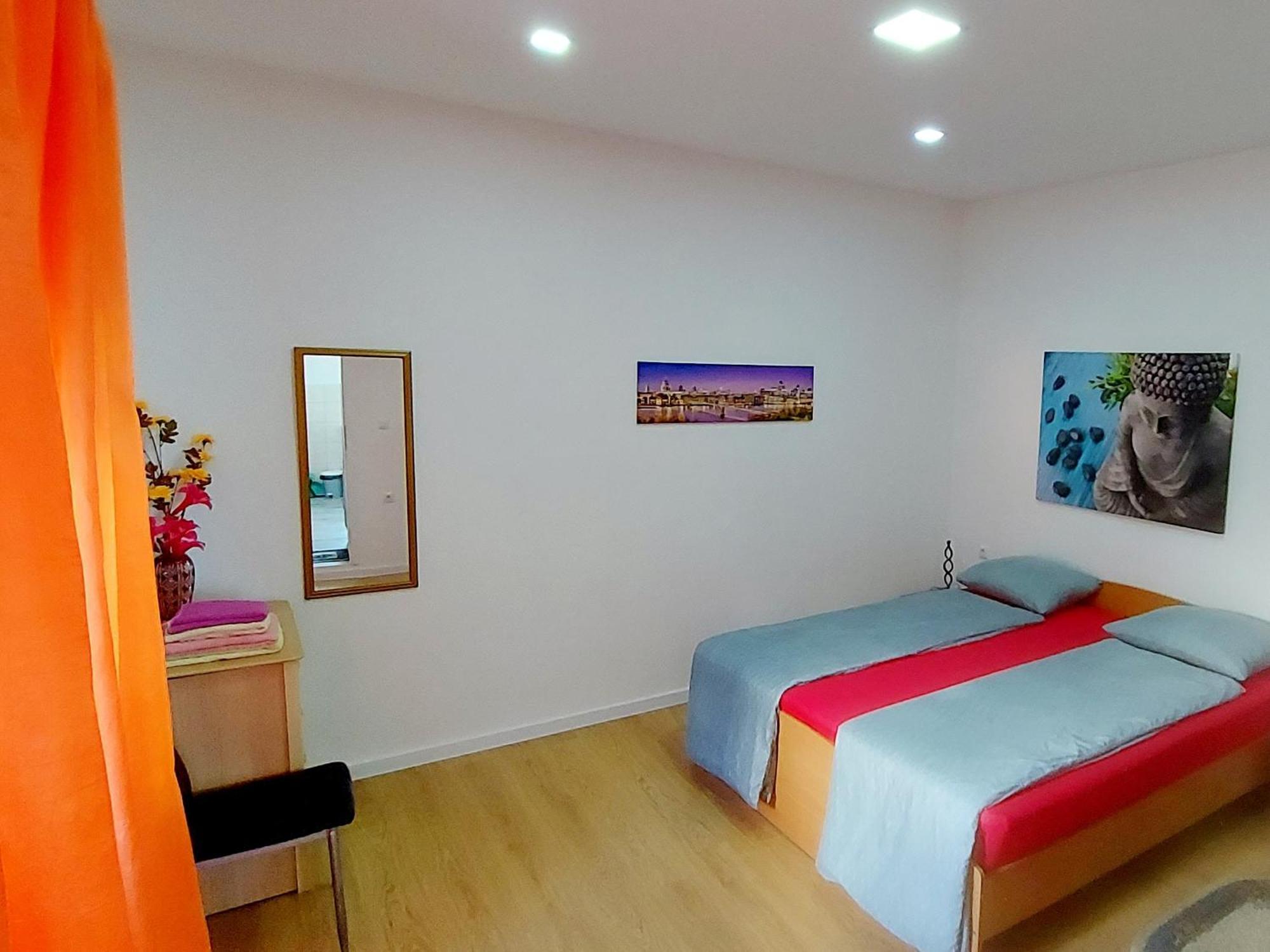 Ema & Sea Apartment's With Free Private Parking *
