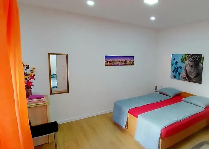 Ema & Sea Apartment\'S With Free Private Parking