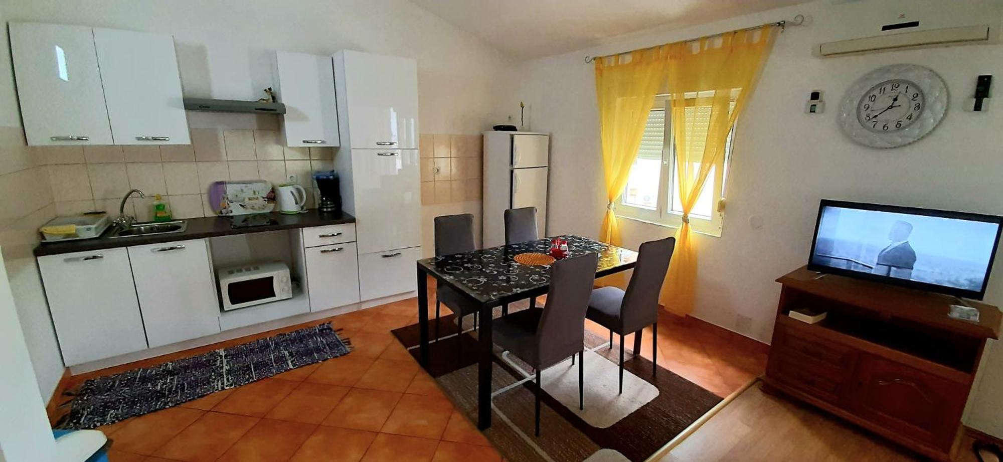 Apartment Ema & Sea Apartment's Pula